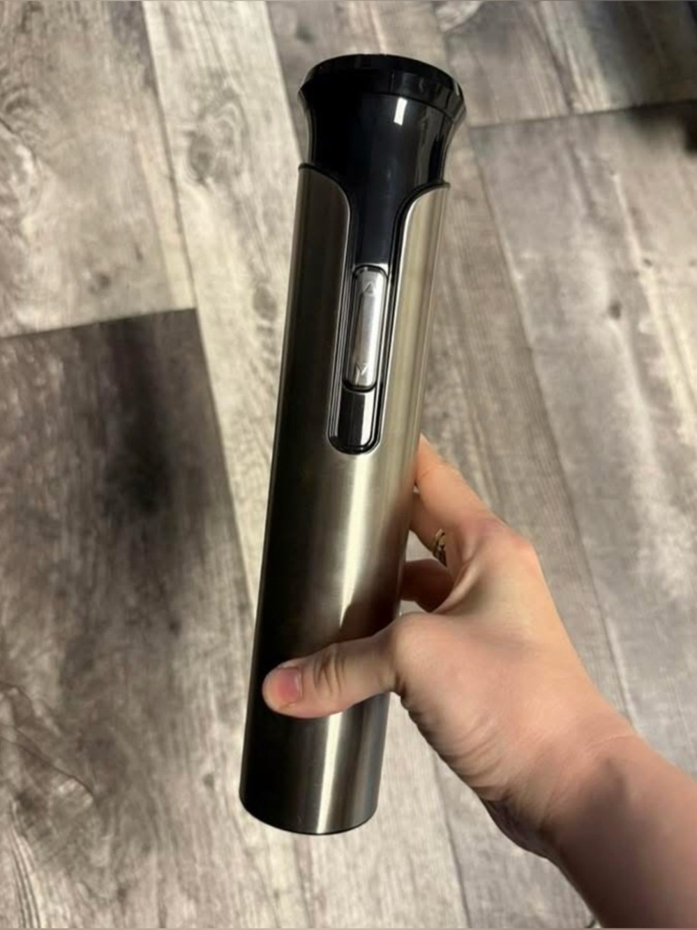 Electric Wine Bottle Opener in Brushed Metallic